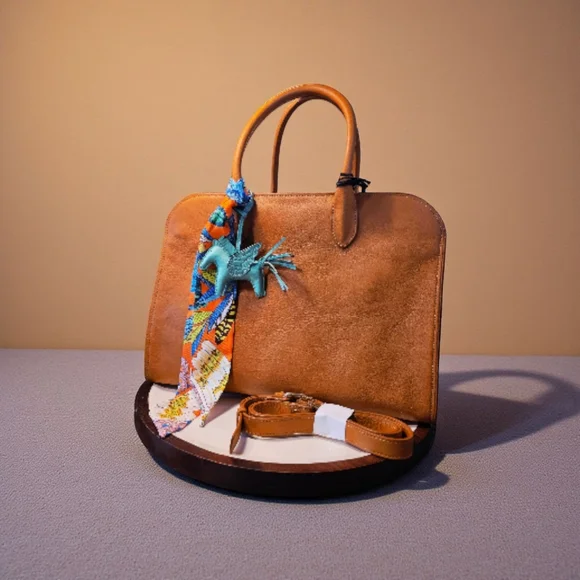 SALE!! Genuine Leather Claudia Firenze Tote Bag NWT - Picture 7 of 8